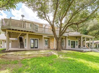 11972 Younger Ct, Azle, TX 76020