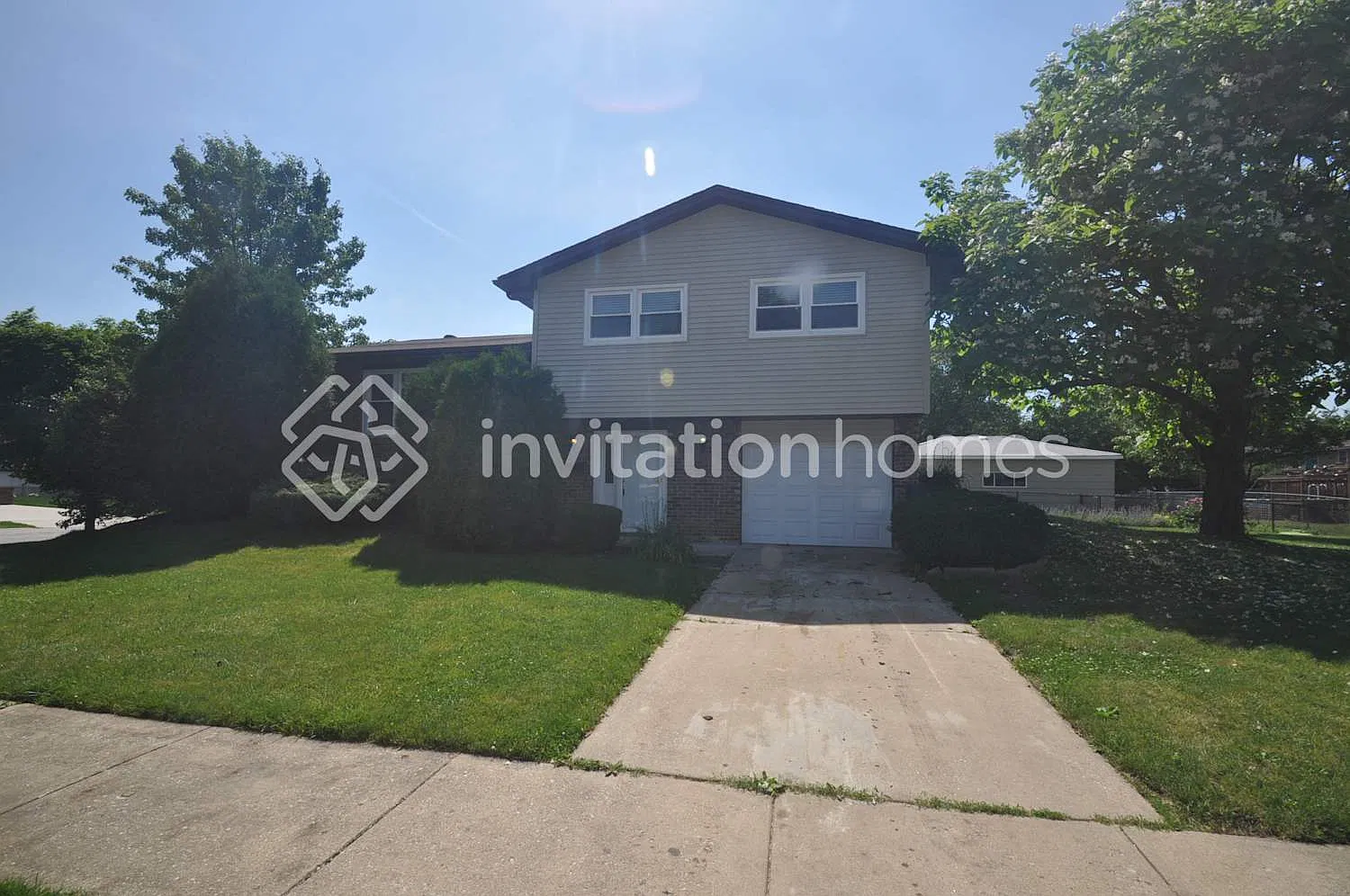 16056 Olcott Ave Tinley Park, IL 60477 — Photo 1
