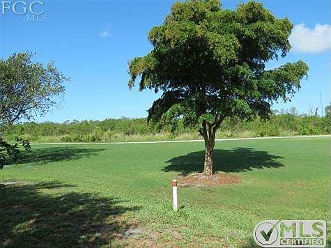 Golf course and conservation views