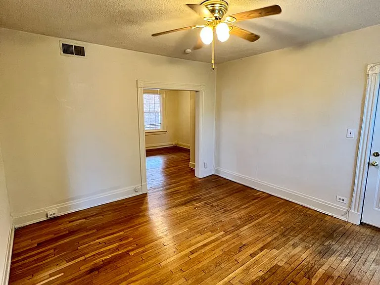3024 Stuart Ave — Photo 12