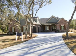 2938 Pga Blvd, Navarre, FL 32566