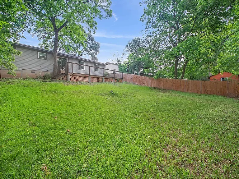 4810 Creekwood Rd — Photo 14
