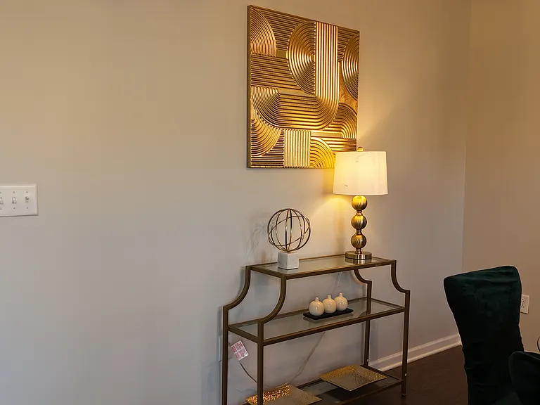 828 Royal Red Ct — Photo 5
