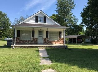 1422 Jamestown Hwy, Livingston, TN 38570