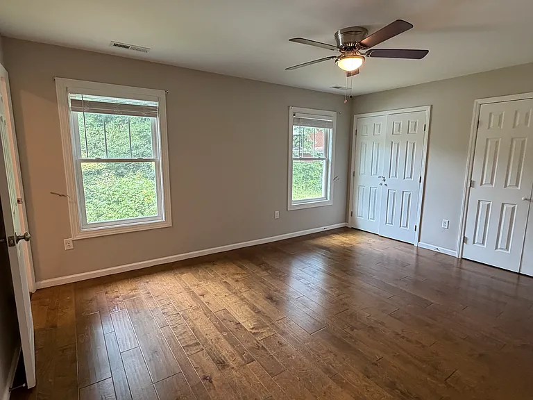 Upstairs bedrom 3