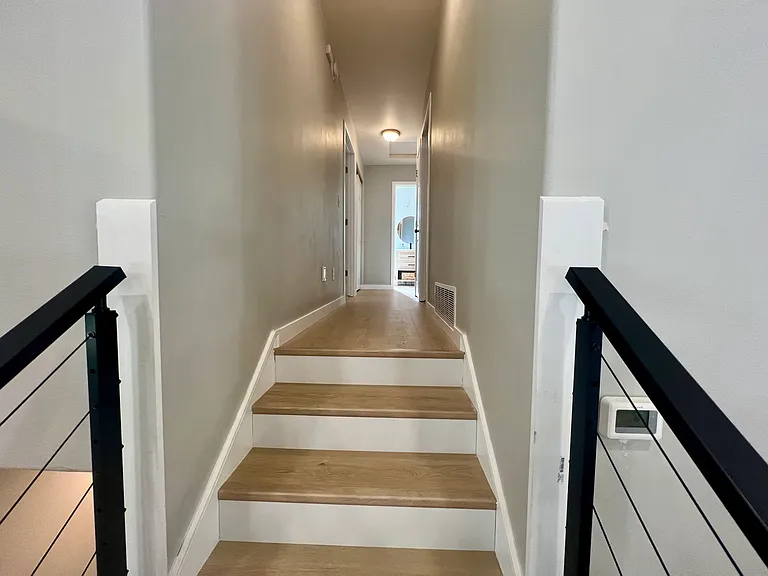 2093 E Greenleaf Ln — Photo 10