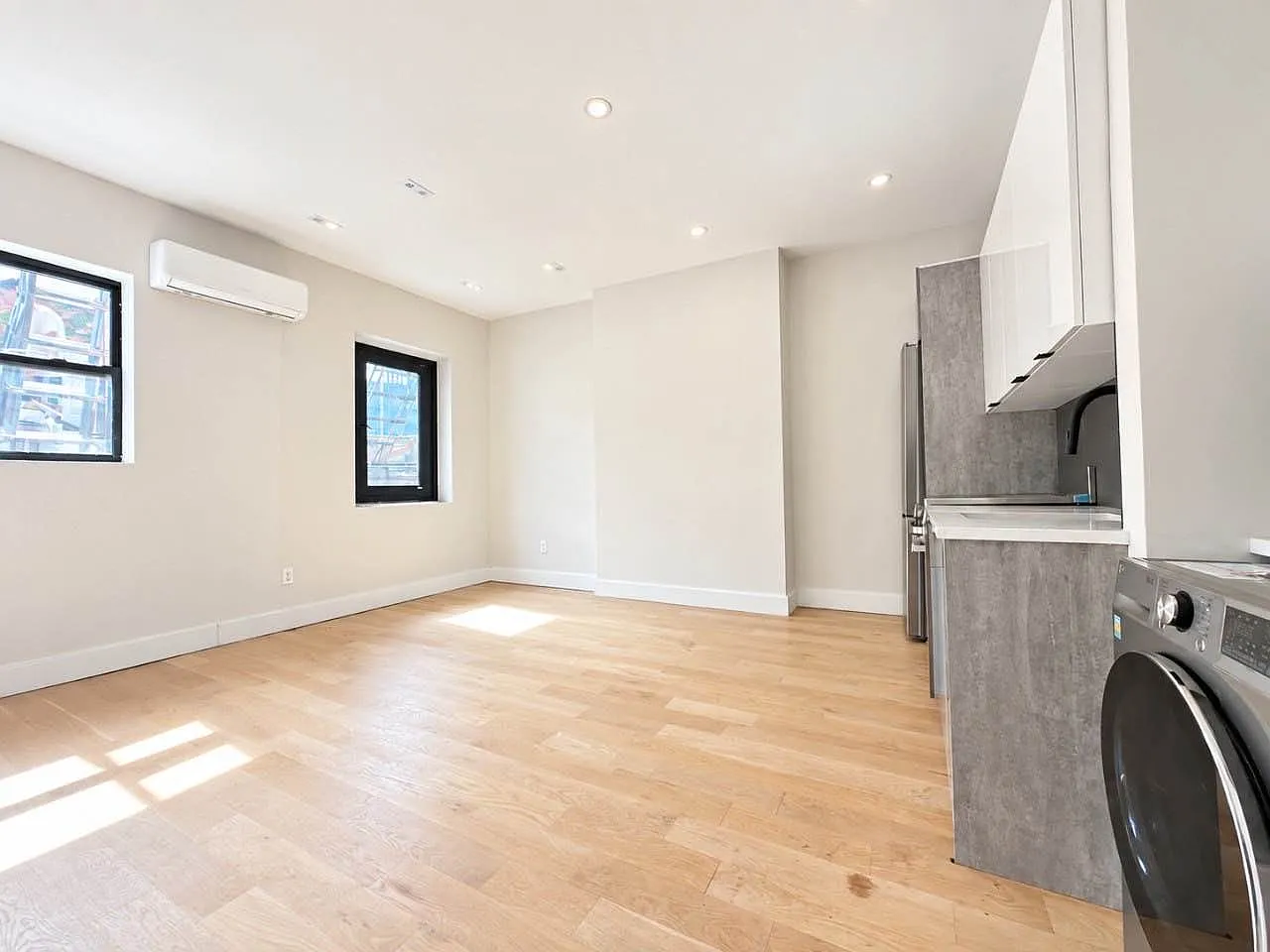 72 Greenpoint Avenue — Photo 1