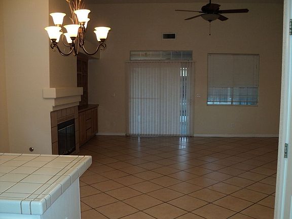 4th image of 182 Blush Ct