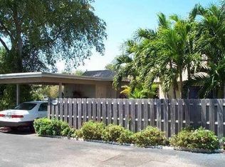 9330 SW 5th St APT A, Boca Raton, FL 33428