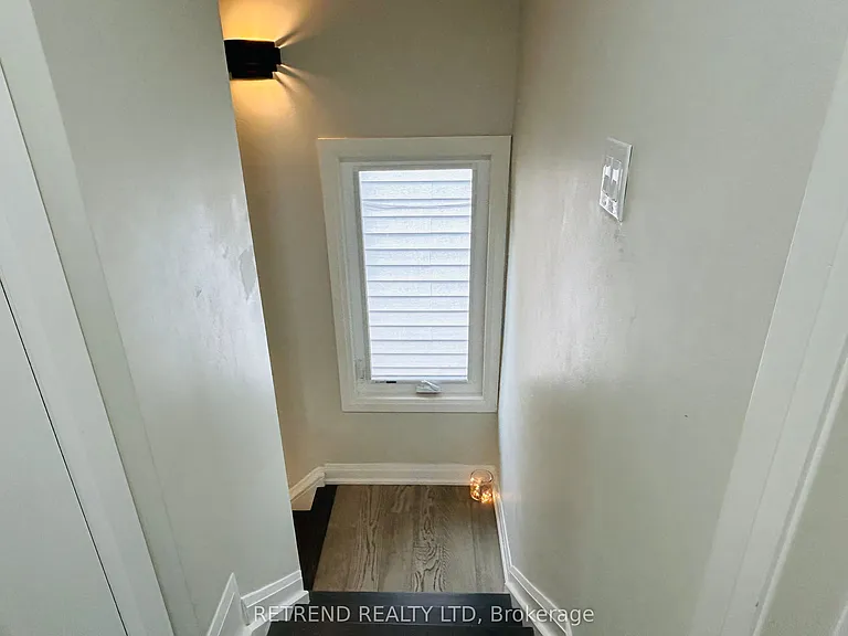 22 Wentworth Ave — Photo 30