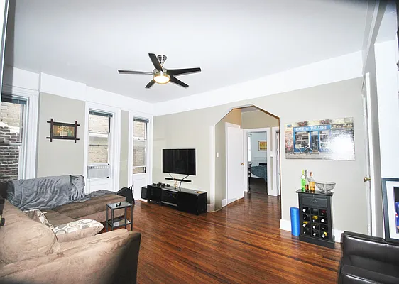 Rented by KYLM, LLC | media 30