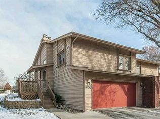 1058 Woodland Park Dr, West Des Moines, IA 50266