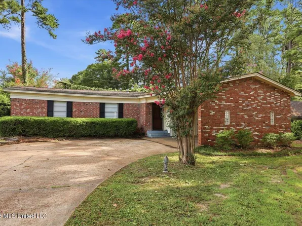 502 W Lakeview Cir, Clinton, MS 39056
