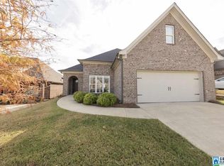 5885 Long View Ln, Trussville, AL 35173