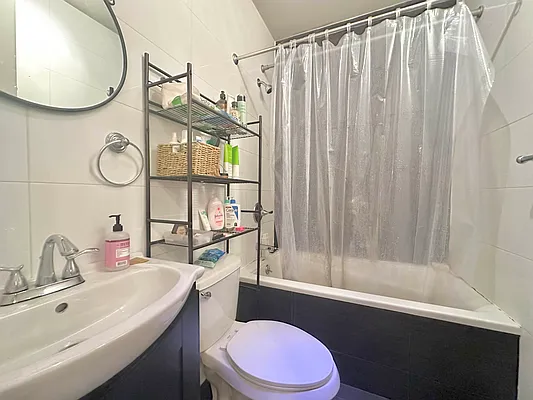 Rented by Doorway NYC, LLC | media 7