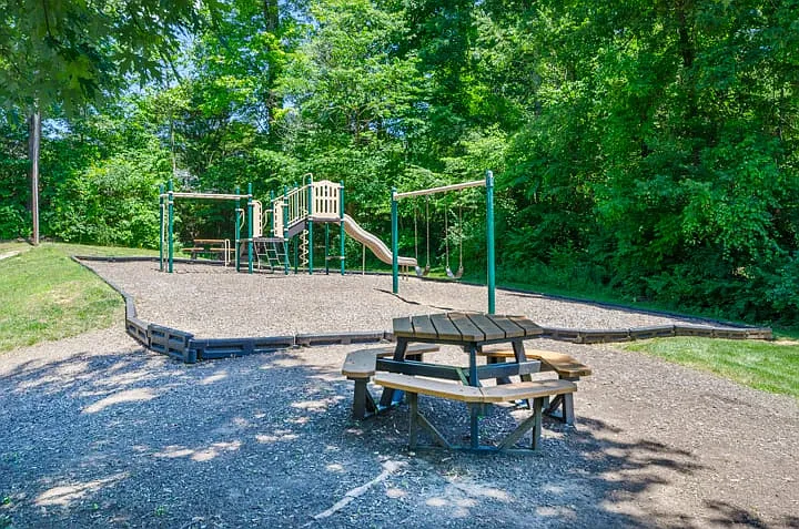 Bradford Ridge — Photo 32