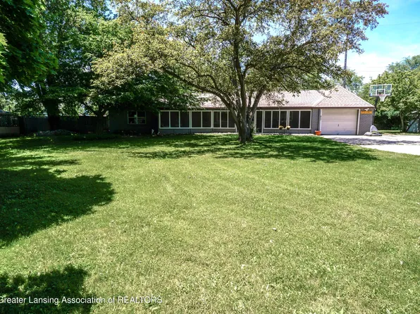617 Winifred Ave, Lansing, MI 48917