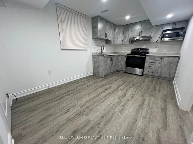 63 Presley Cres #BASEMENT — Photo 3