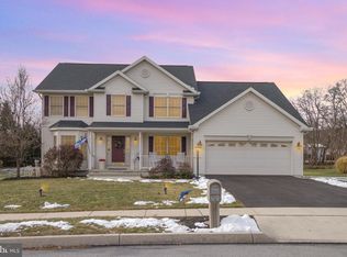 5940 Huntington Cmns, Enola, PA 17025