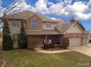 2122 W Leyna Dr, Dunlap, IL 61525