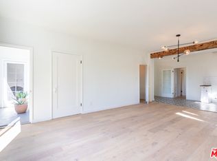 1222 N Hoover St #1/2, Los Angeles, CA 90029