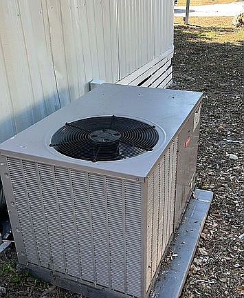 5th image of 420 Mongoose Ln