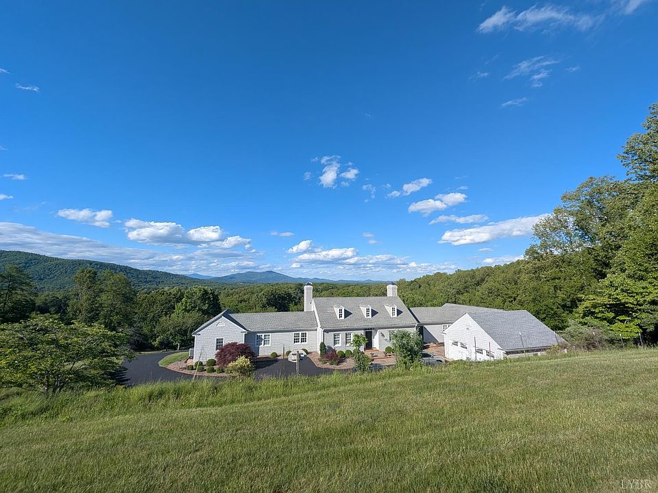 2nd image of 1121 Oak Spring Rd