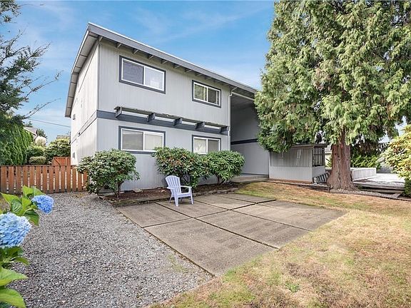 3rd image of 324 6th Ave S