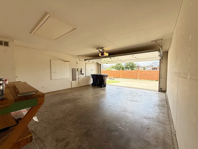6000 Arlington Dr — Photo 37