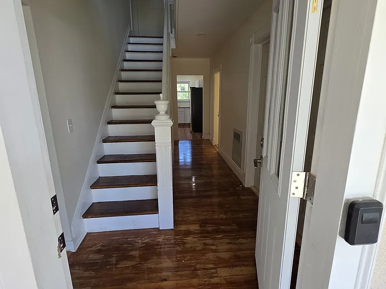 54 Prospect St — Photo 27
