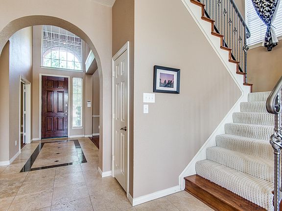 5th image of 2500 Sir Tristram Ln