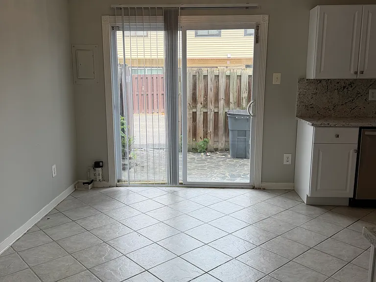 8409 Del Norte Ct — Photo 19