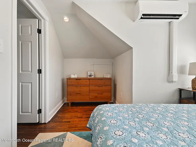 110 11th Ave #2 — Photo 20