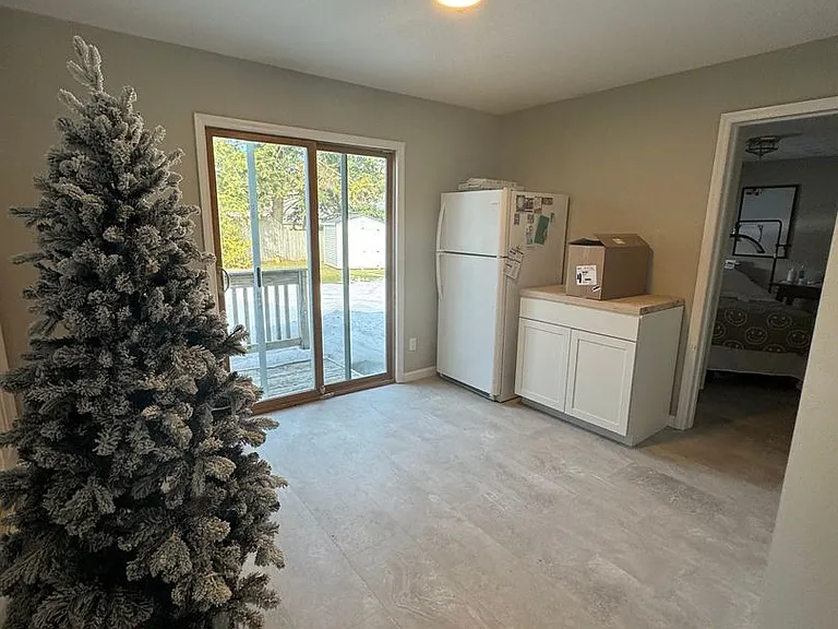 6317 Pleasant Dr — Photo 29