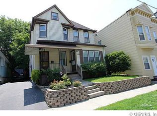 129 Henrietta St, Rochester, NY 14620