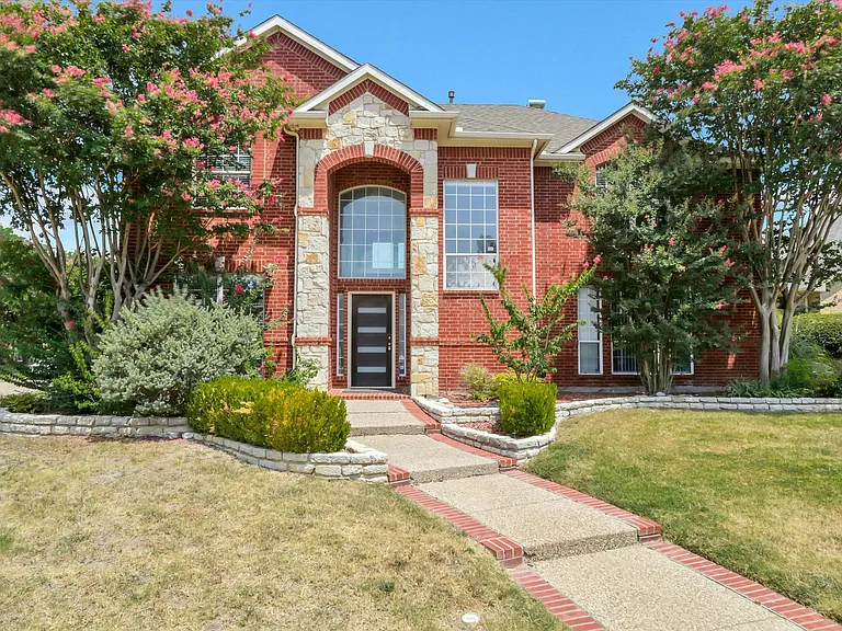 3117 Kimble Dr — Photo 1