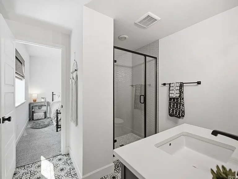 7254 S Waterloo Way — Photo 15
