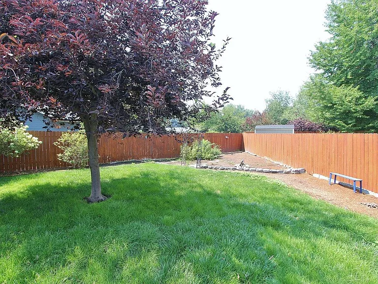 6153 N Portsmouth Ave — Photo 13