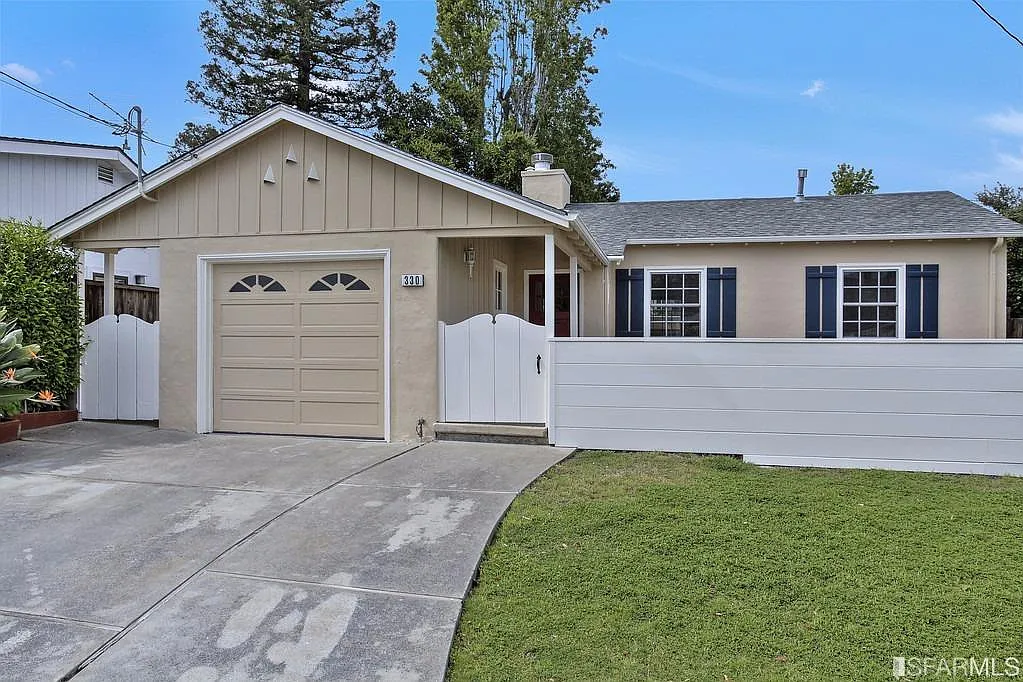 330 27th Ave photo 1