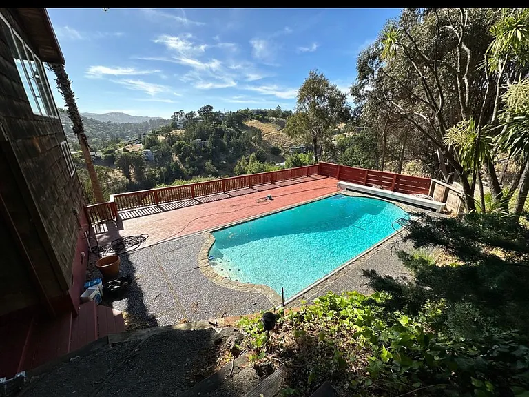 18 Pepper Way — Photo 10