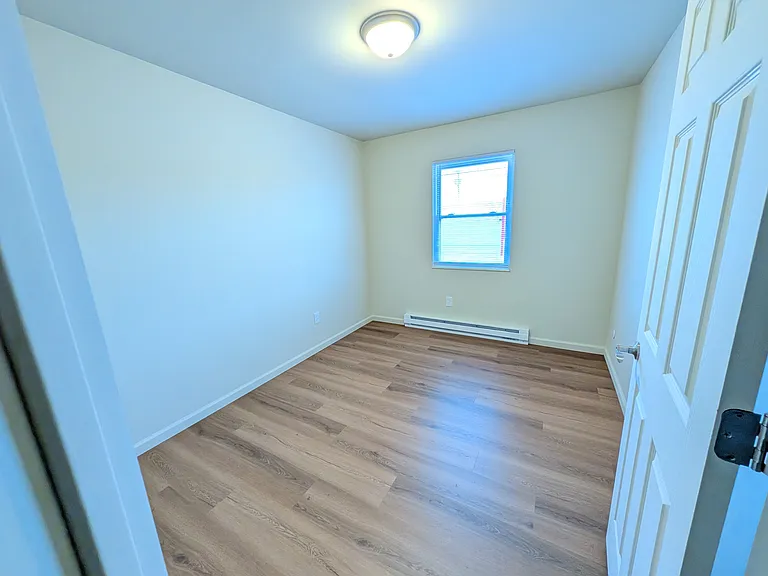 429 N Wolf Creek St #12 — Photo 12
