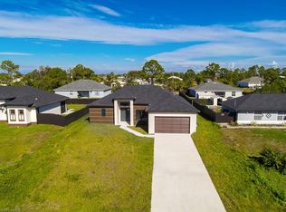 3209 22nd St SW, Lehigh Acres, FL 33976