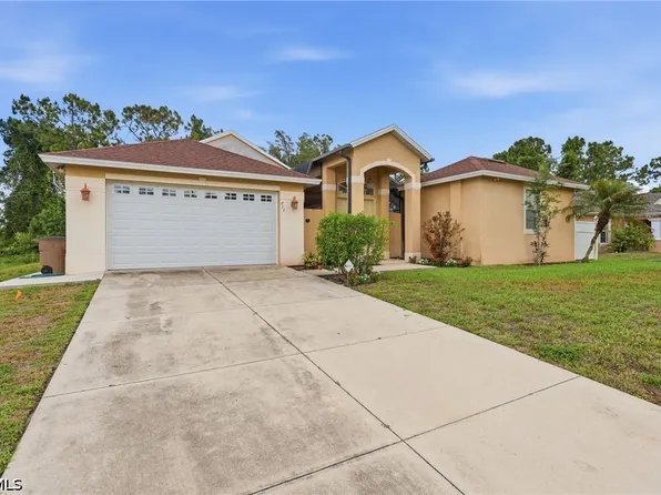 711 Crestline Ave S, Lehigh Acres, FL 33936
