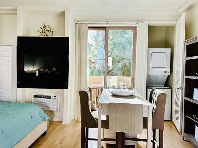 Del Rey Club Apartments — Photo 18