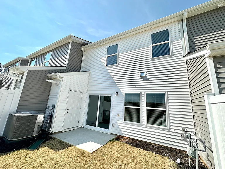 307 Hampton George Ct — Photo 21