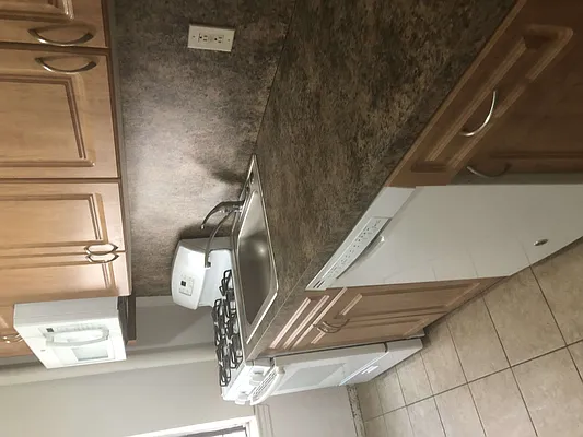 Rented by Contact Realty | media 4