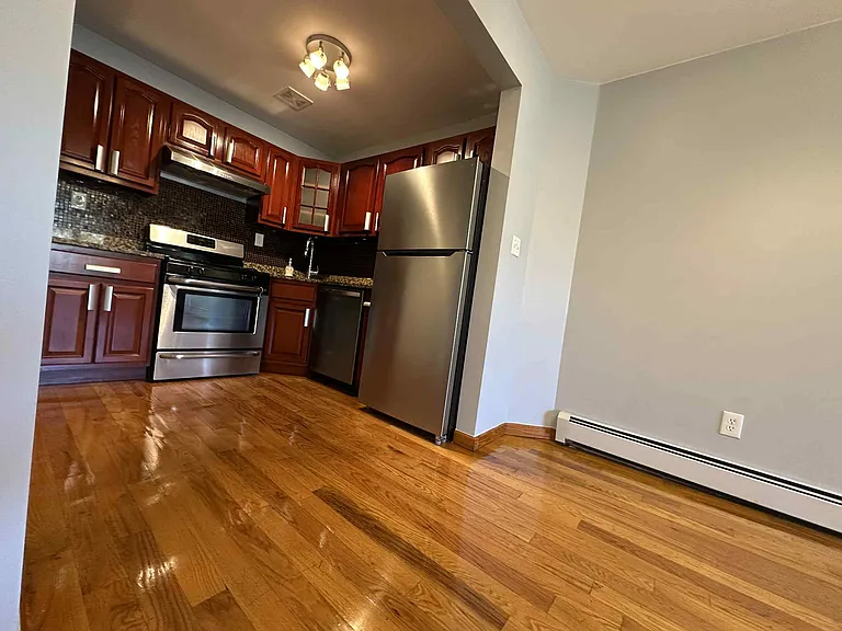 65-42 Metropolitan Ave #2 — Photo 1