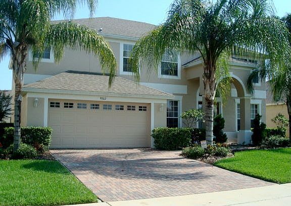 1st image of 9802 Pineola Dr