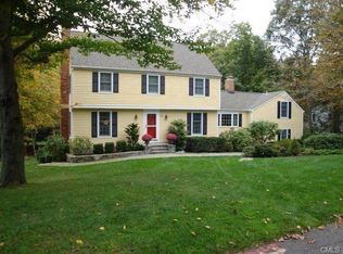 85 Standish Dr, Ridgefield, CT 06877