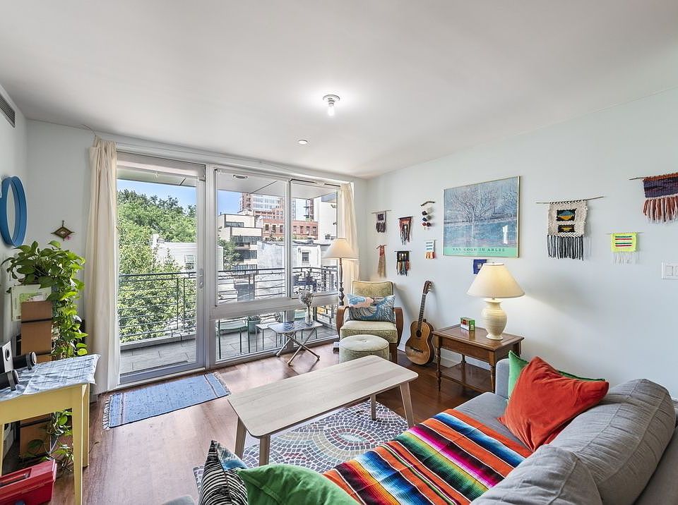 1st image of 185 13th St #3B